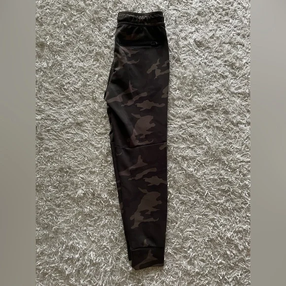 Pants - Picture 3 of 3